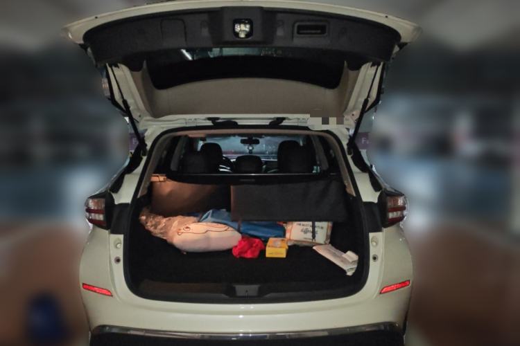 Used Nissan Murano 2017 2.5L XL Two-Wheel Drive Smart Edition Trunk