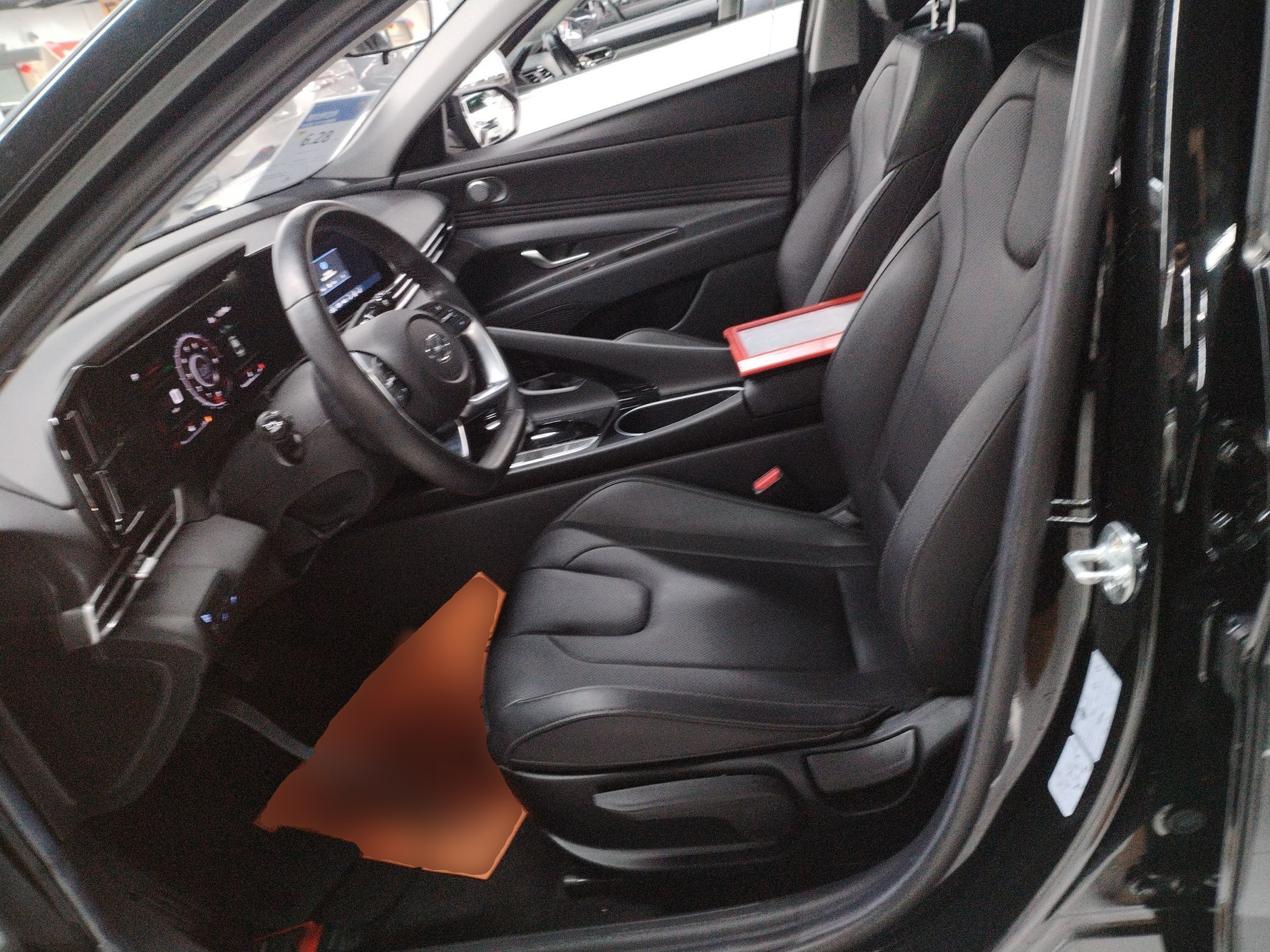 Переднее сиденье в автомобиле