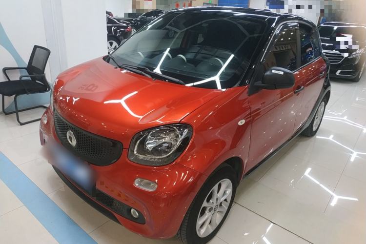 Used smart forfour 2018 1.0L 52 kW Dynamic Edition