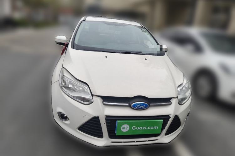 Used Ford Focus 2012 Sedan 1.6L Automatic Fashion Edition
