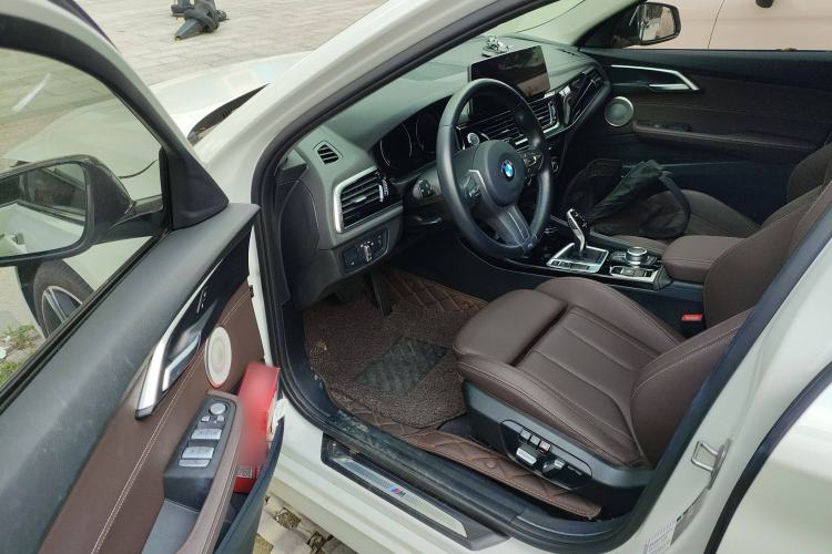 Used BMW 1 Series 2022 125i M Sport Night Edition Driver Seat