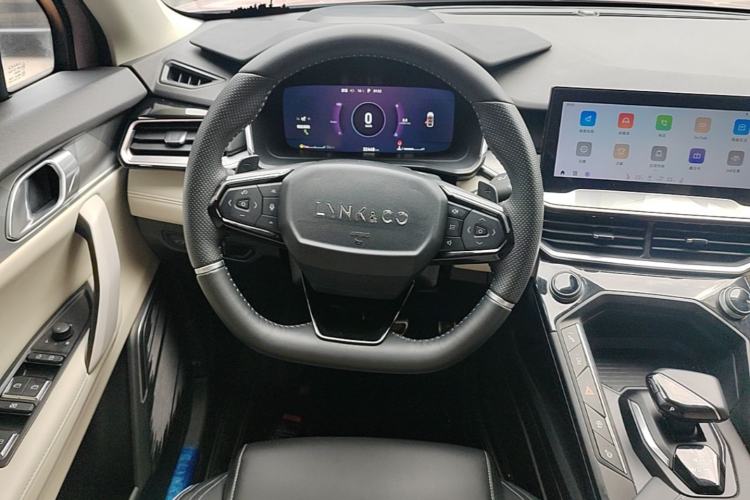 Used Lynk & Co 06 2021 1.5T Shero Pink Special Edition