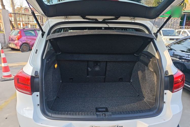 Used Volkswagen Tiguan 2016 280TSI Automatic Two-Wheel-Drive Silk Road Style Edition