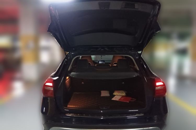 Used Mercedes-Benz GLA 2015 GLA 220 4MATIC Fashion Model
