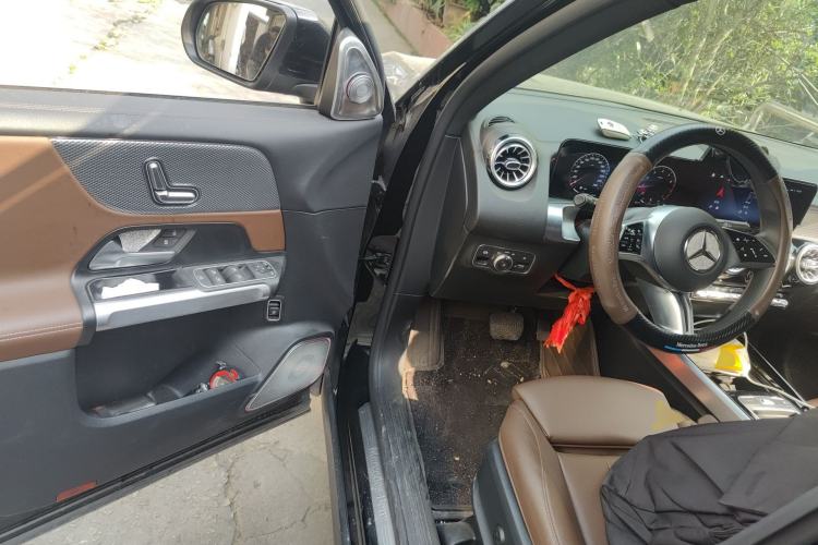 Used Mercedes-Benz GLB 2023 Refreshed GLB 200 Dynamic Edition Driver Seat