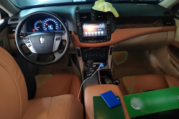 Used Toyota Crown 2012 2.5L Royal Leather Edition Center Console