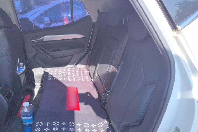 Used Soueast DX5 2021 1.5L Manual Deluxe Upgrade Version
