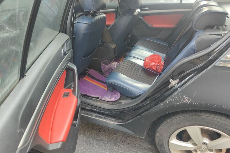 Used Volkswagen Lavida 2015 1.6L Automatic Fashion Edition