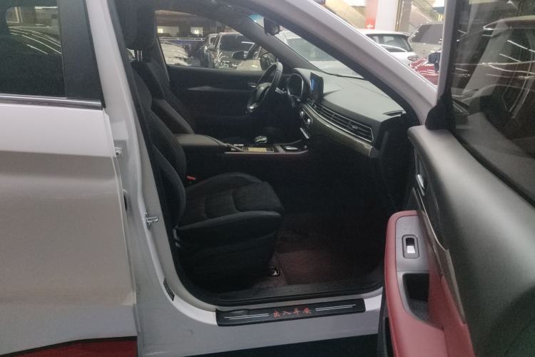 Used JETOUR X70 2023 1.5T DCT Beyond PRO Edition 5-Seater
