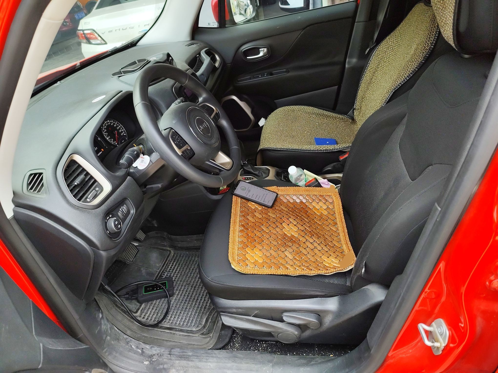 Interior delantero