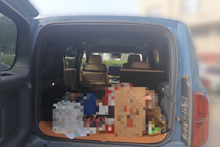 Used Formula Leopard 5 2023 Explore Edition