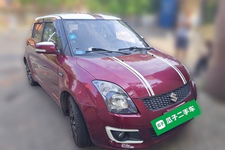 Used Suzuki Swift 2016 1.5L Manual Fashion Model Front Right 45 Deg