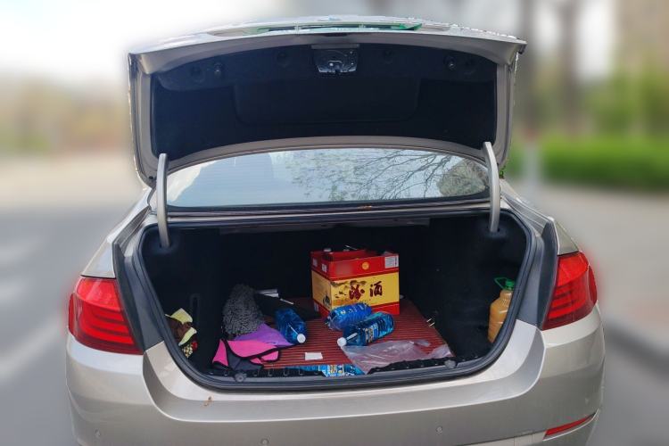 Used BMW 5 Series 2013 525Li Luxury Model