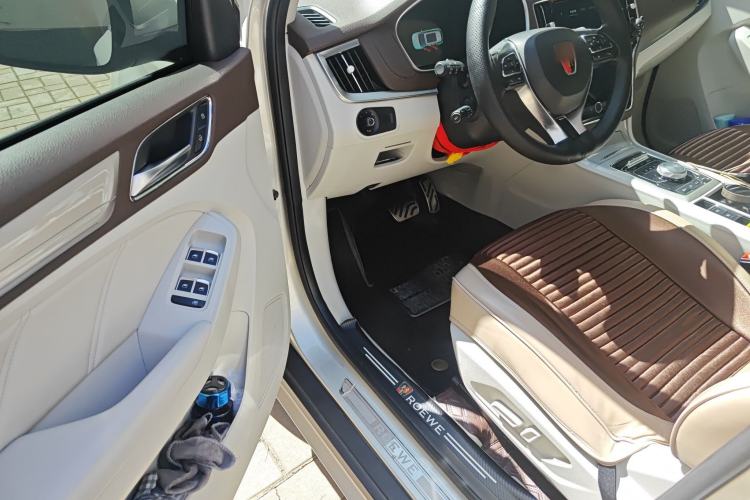 Used Roewe RX5 New Energy 2017 ERX5 EV400 Electric Internet Supreme Edition Driver Seat