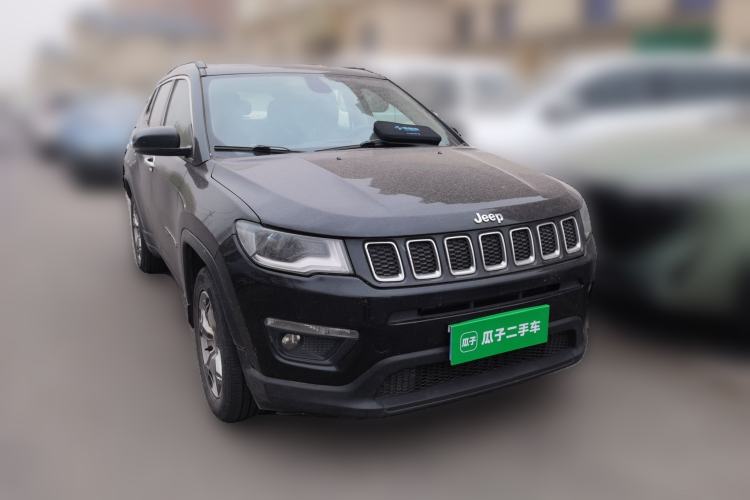 Used Jeep Compass 2017 200T Automatic Family Edition
