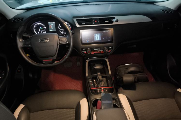 Used Qoros 5 2018 1.6T Automatic Prestige Model