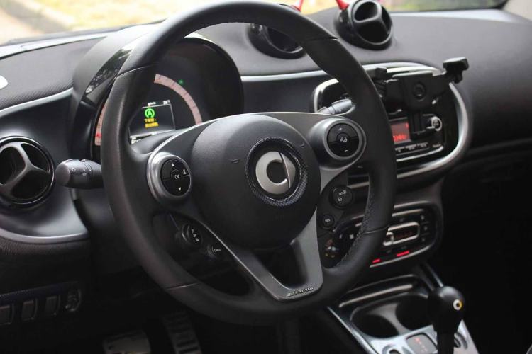 Used smart fortwo 2018 1.0L 52kW Hardtop Passion Edition China V Standard