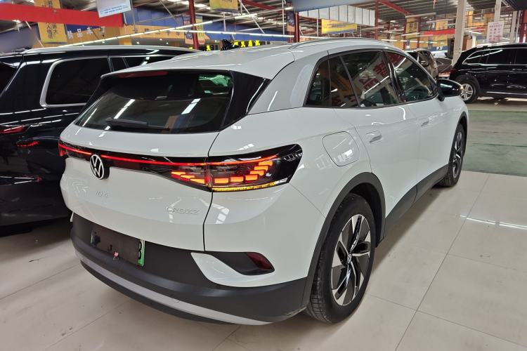 Used Volkswagen ID.4 CROZZ 2025 Pure Edition