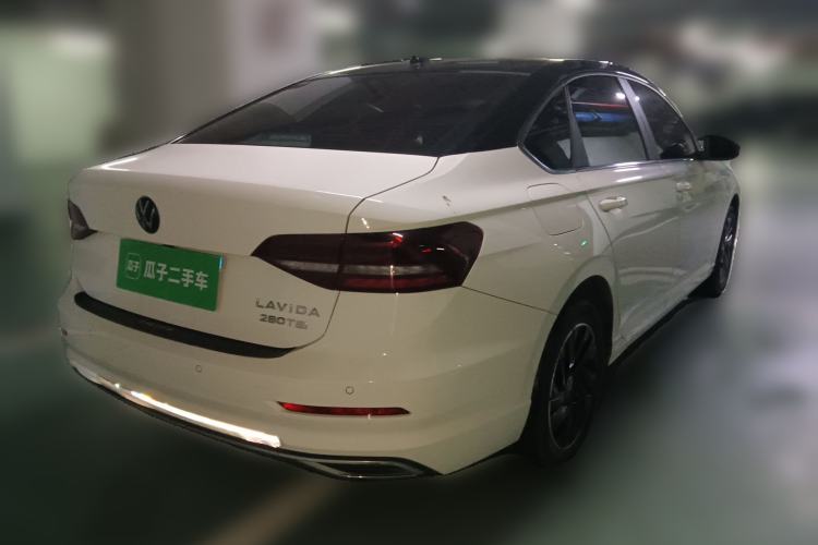 Used Volkswagen Lavida 2022 1.5L Manual Comfort Edition