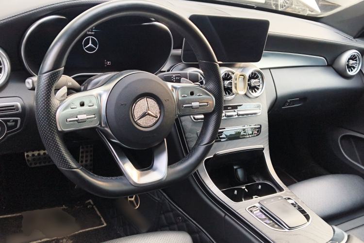 Used Mercedes-Benz C-Class 2022 Refresh C 200 Coupe Center Console