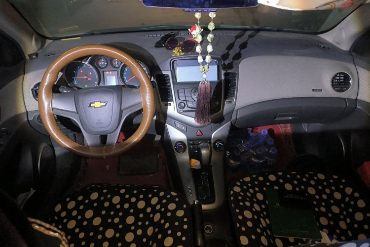 Used Chevrolet Cruze 2013 1.8L SE AT
