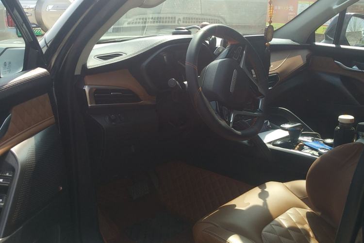 Used SAIC MAXUS D90 Pro 2020 2.0T Gasoline 4x4 Flagship Edition 6 Seats
