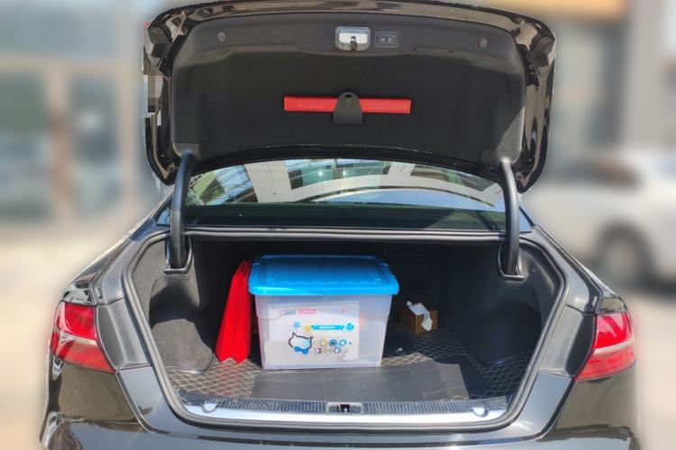 Used Audi A8 2014 A8L 45 TFSI quattro Luxury Model
