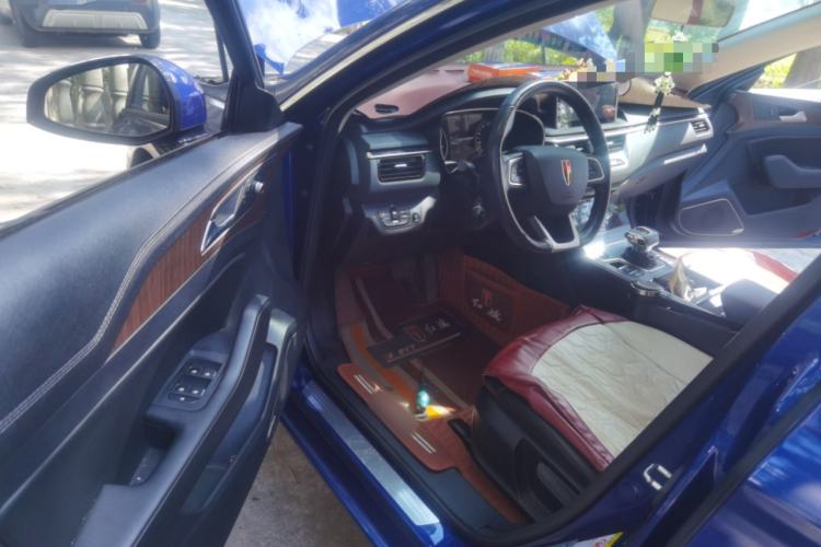 Used Hongqi H5 2022 Classic Model 1.5T DCT Flagship Edition Driver Seat