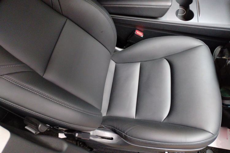 Used Tesla Model Y 2021 Long-Range All-Wheel-Drive Version
