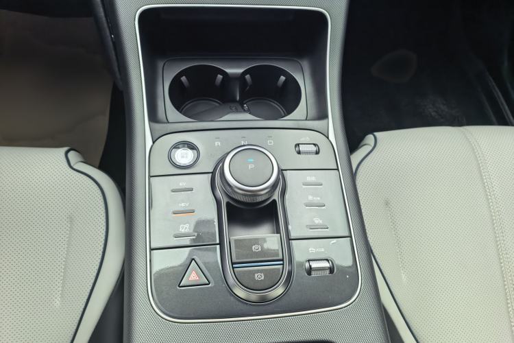 Used BYD Destroyer 05 2023 Champion Edition DM-i 120KM Prestige Model Interior 6