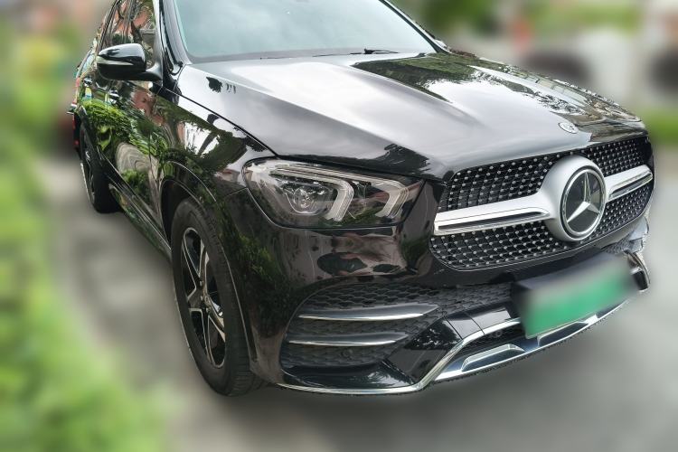 Used Mercedes-Benz GLE New Energy 2021 GLE 350 e 4MATIC Premium Edition Front Right 45 Deg