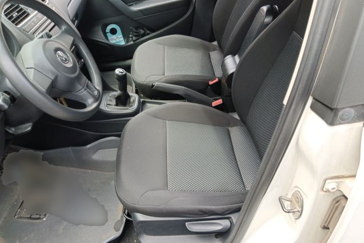 Used Volkswagen Polo 2013 1.6L Manual Comfort Edition