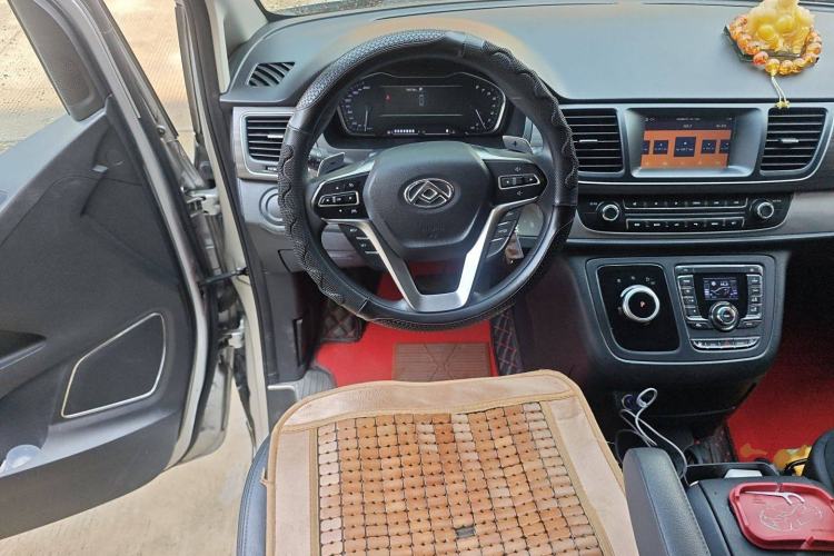 Used SAIC MAXUS G10 2022 2.0T Automatic Elite Edition Gasoline 9-Seater