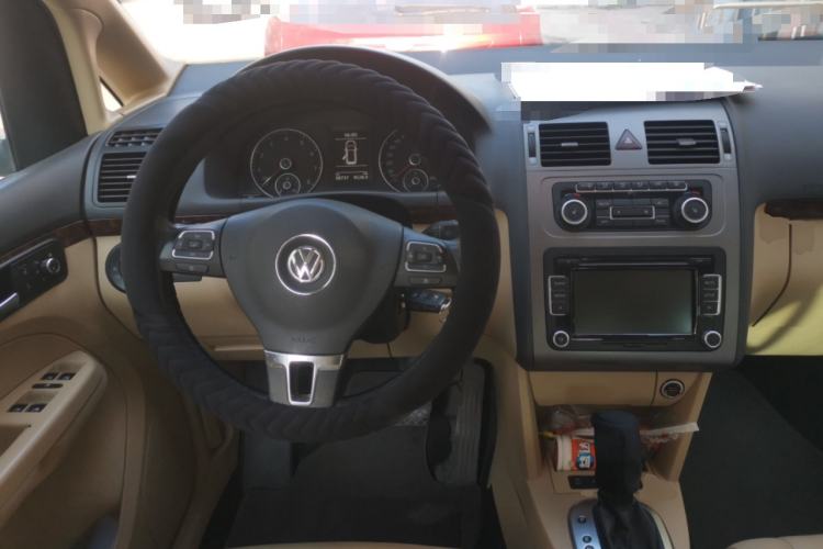 Used Volkswagen Touran 2011 1.4T DSG ZhiZhen Edition 5 Seats
