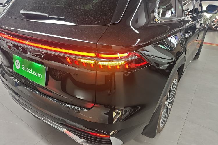 Used Geely Auto Monjaro L 2026 Model Oriental Yao 2.0TD Automatic Xiaohan Edition Right Rear Taillight