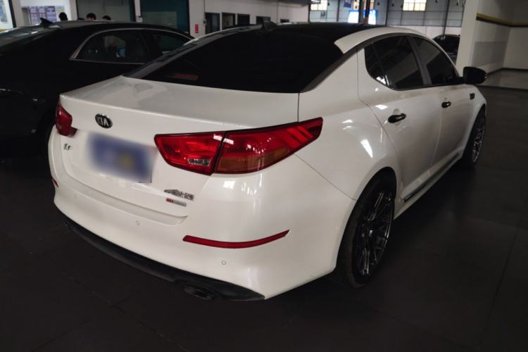Used Kia K5 2014 2.0L Automatic LUXURY Rear Right 45 Deg