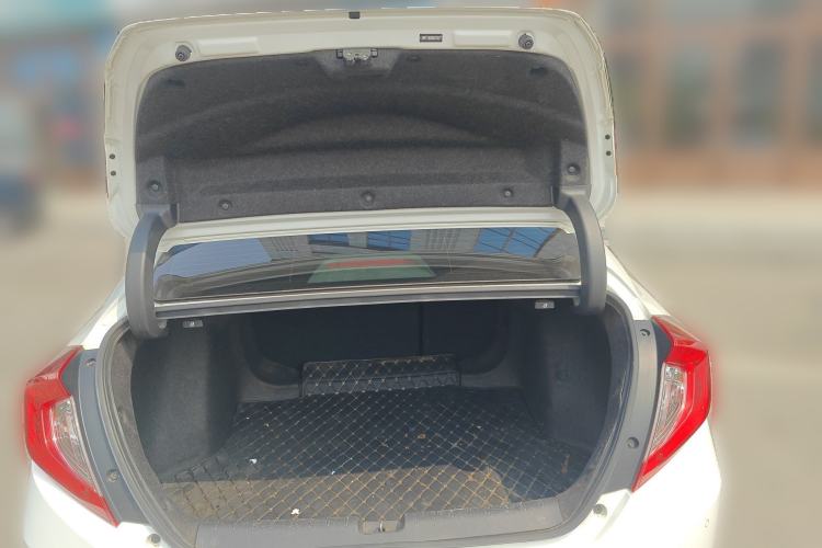 Used Honda Civic 2016 220TURBO CVT Luxury Edition Trunk