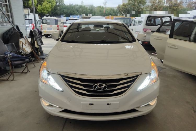 Used Hyundai Sonata 2015 Classic 2.0L Automatic Luxury Edition
