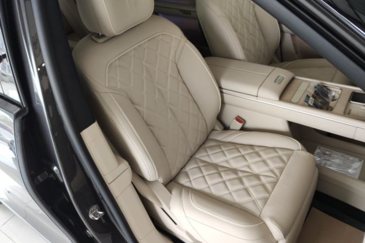 Used Nio ES8 2026 Model 6-seat Executive Luxury Edition Right Front Seat