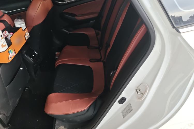 Used CHANGAN Eado 2025 PLUS 1.4T Dual-Clutch High-Energy Version Left Rear Seat