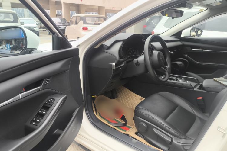 Used Mazda Mazda 3 Axela 2022 2.0L Automatic Zhiqing Edition