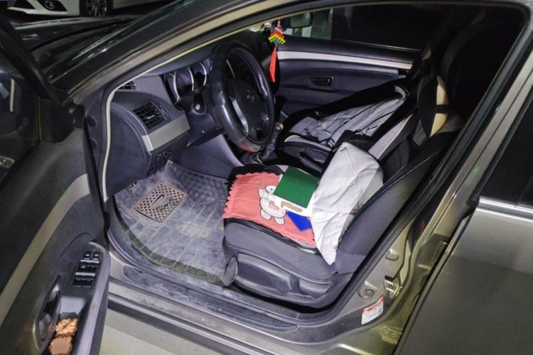 Used Nissan Sylphy 2012 Classic 1.6XE Manual Comfort Edition Left Front Seat