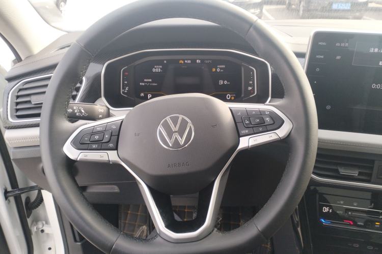 Used Volkswagen Tayron 2023 280TSI Two-Wheel-Drive Luxury Plus Advanced Version Steering Wheel