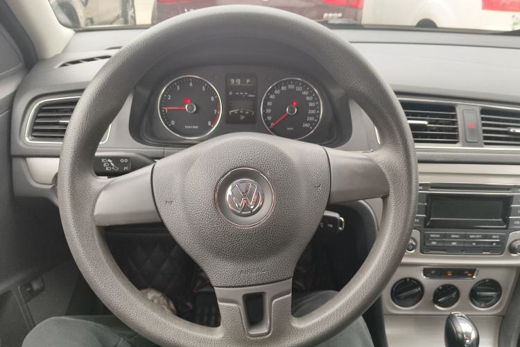 Used Volkswagen Lavida 2013 Revised Version 1.4 TSI DSG Comfort Edition Steering Wheel