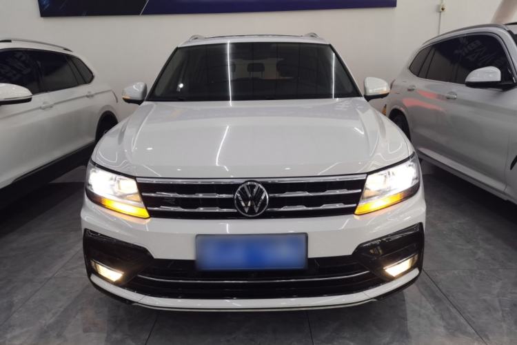 Used Volkswagen Tiguan L 2021 330TSI Automatic Two-Wheel Drive R-Line Enhanced Edition Front