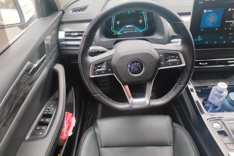 Used BYD Qin Pro New Energy 2019 EV Super Edition High-Power Smart Connect Luxurious Model
