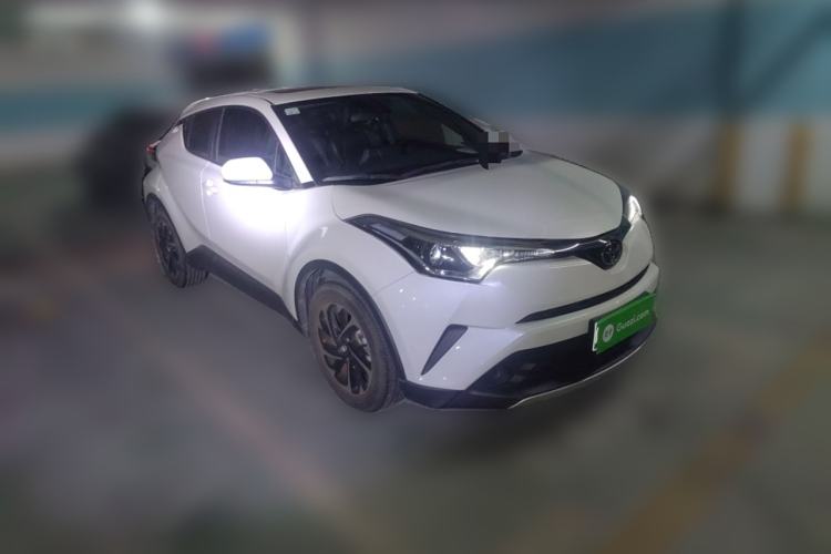 Used Toyota IZOA 2020 2.0L Enjoy Edition Front Right 45 Deg