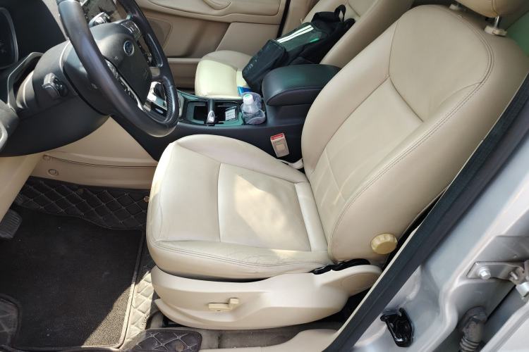 Used Ford S-MAX 2008 2.3L 7-Seater Luxury Version