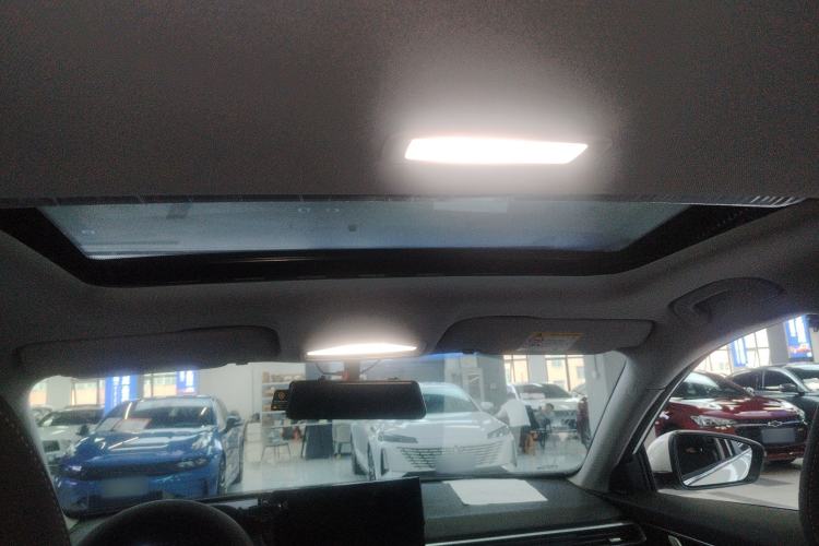 Used Geely Auto Emgrand 2023 4th Generation Champion Edition 1.5L CVT Prestige Model
