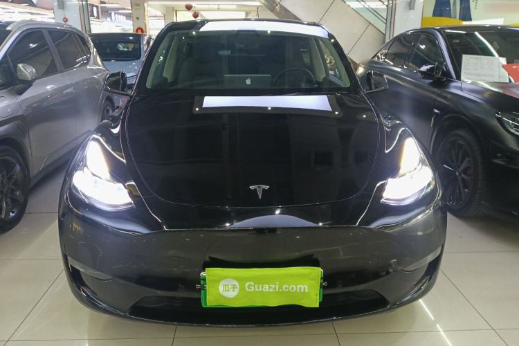 Used Tesla Model Y 2021 Long-Range All-Wheel-Drive Version 3D7
